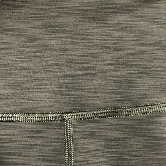 Lululemon Women’s Wunder Train High-Rise Crop 23’ Graphite Grey Size 4 Leggings - Picture 3 of 11